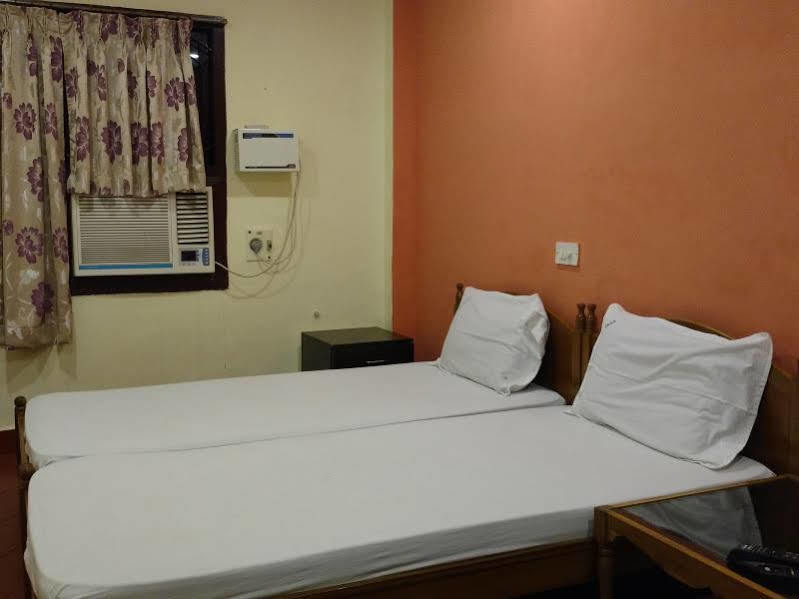 Thangam Balaji Guest House Chennai Exterior foto
