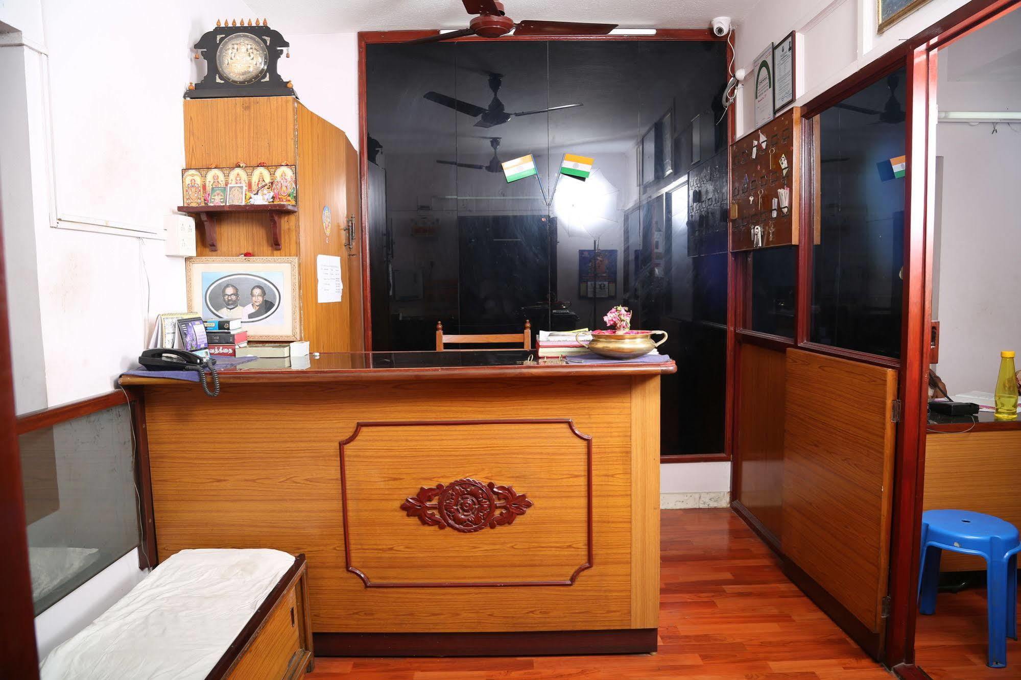 Thangam Balaji Guest House Chennai Exterior foto